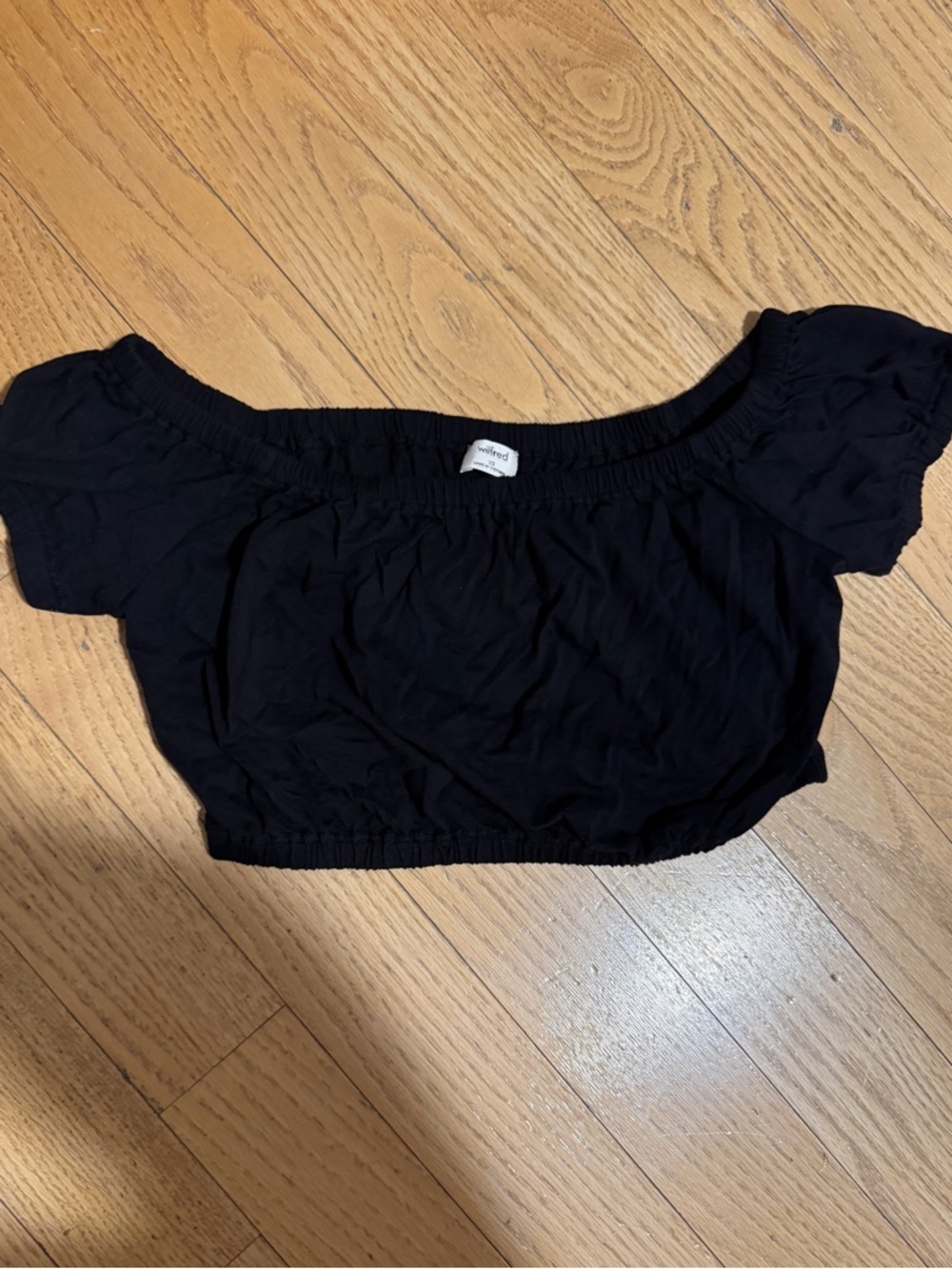 Wilfred Black Off-Shoulder Crop Top